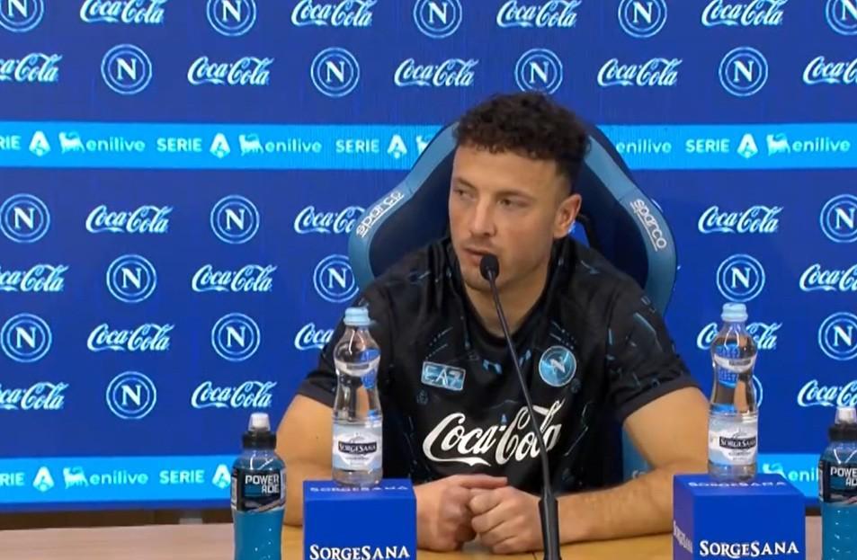 拉赫马尼:我们要庆祝,因为训练、工作就是为了让球迷高兴