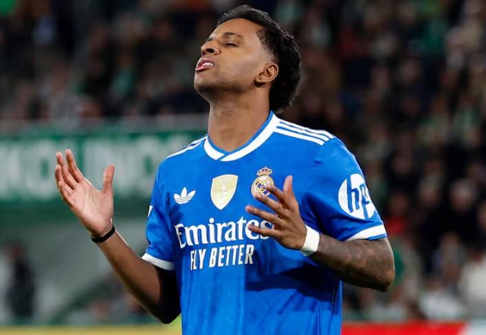 龙赛罗:我依然支持罗德里戈,不认可他的成绩就是选择性失忆