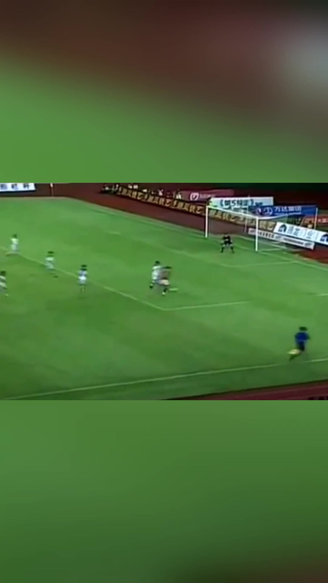 郜林禁区反重力假摔染黄 解说要笑出眼泪了