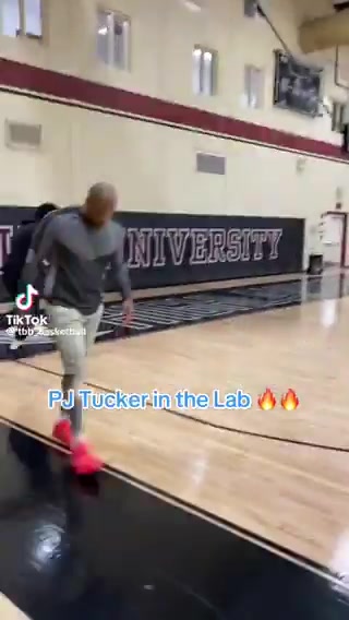 训练三分弹无虚发塔克下赛季要帮助谁争冠呢