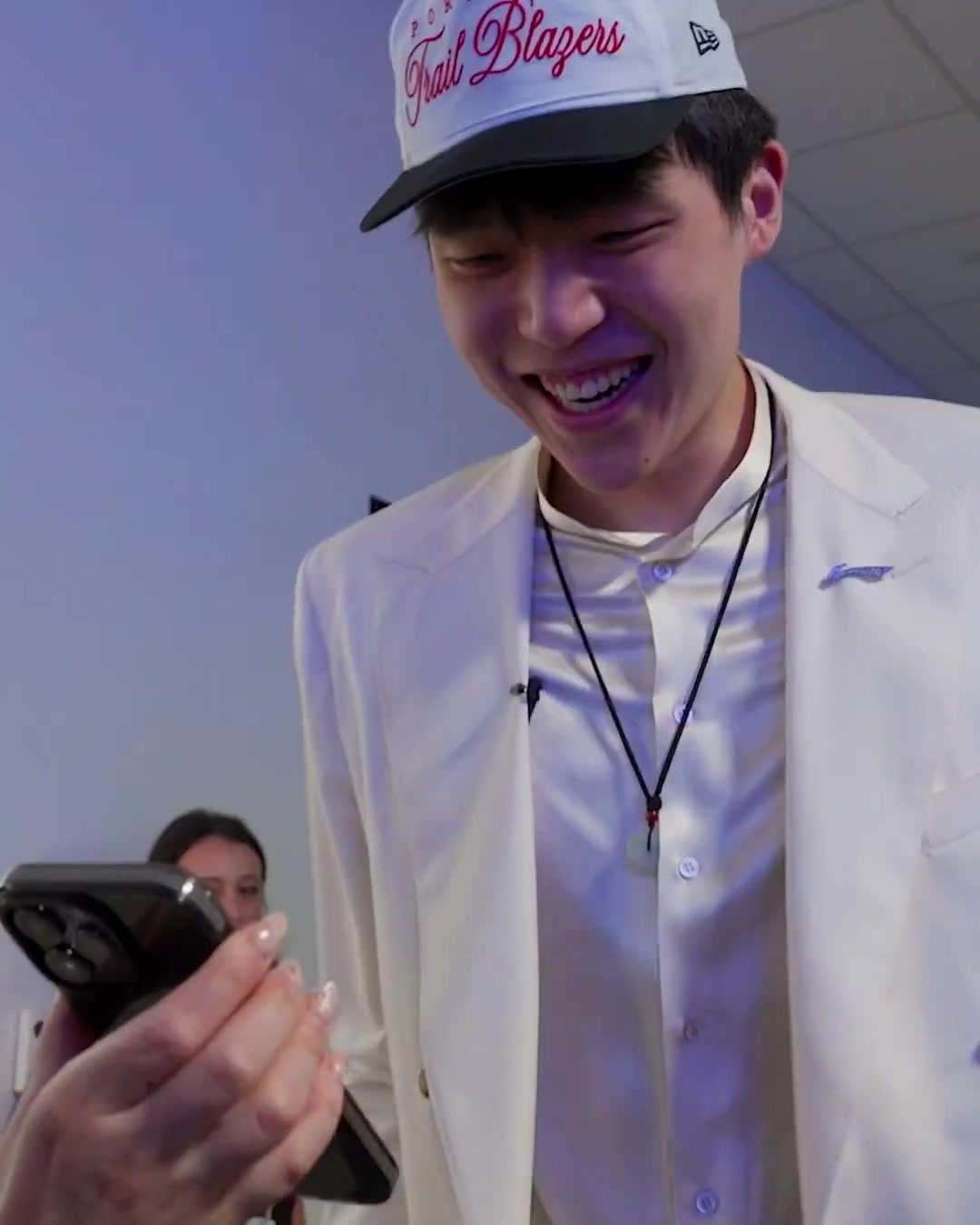 取得联系杨瀚森和主帅比卢普斯视频通话会好好训练的