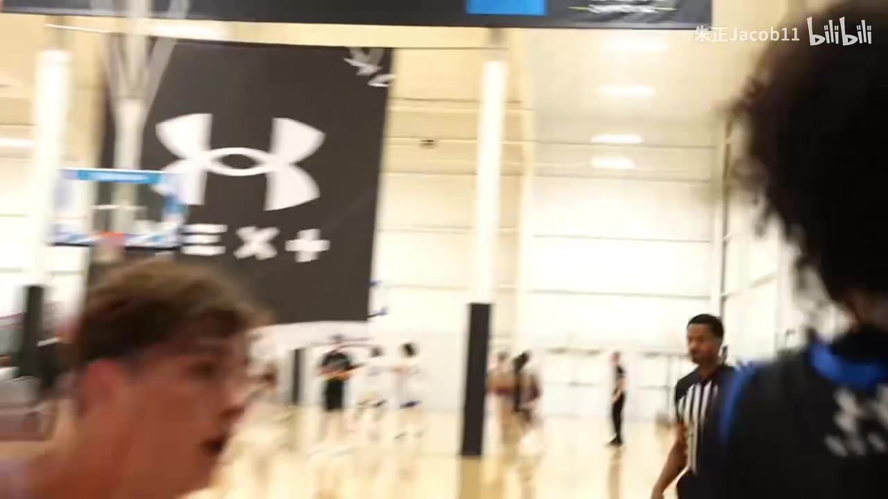 男篮后卫线新希望朱正这跳投真丝滑啊