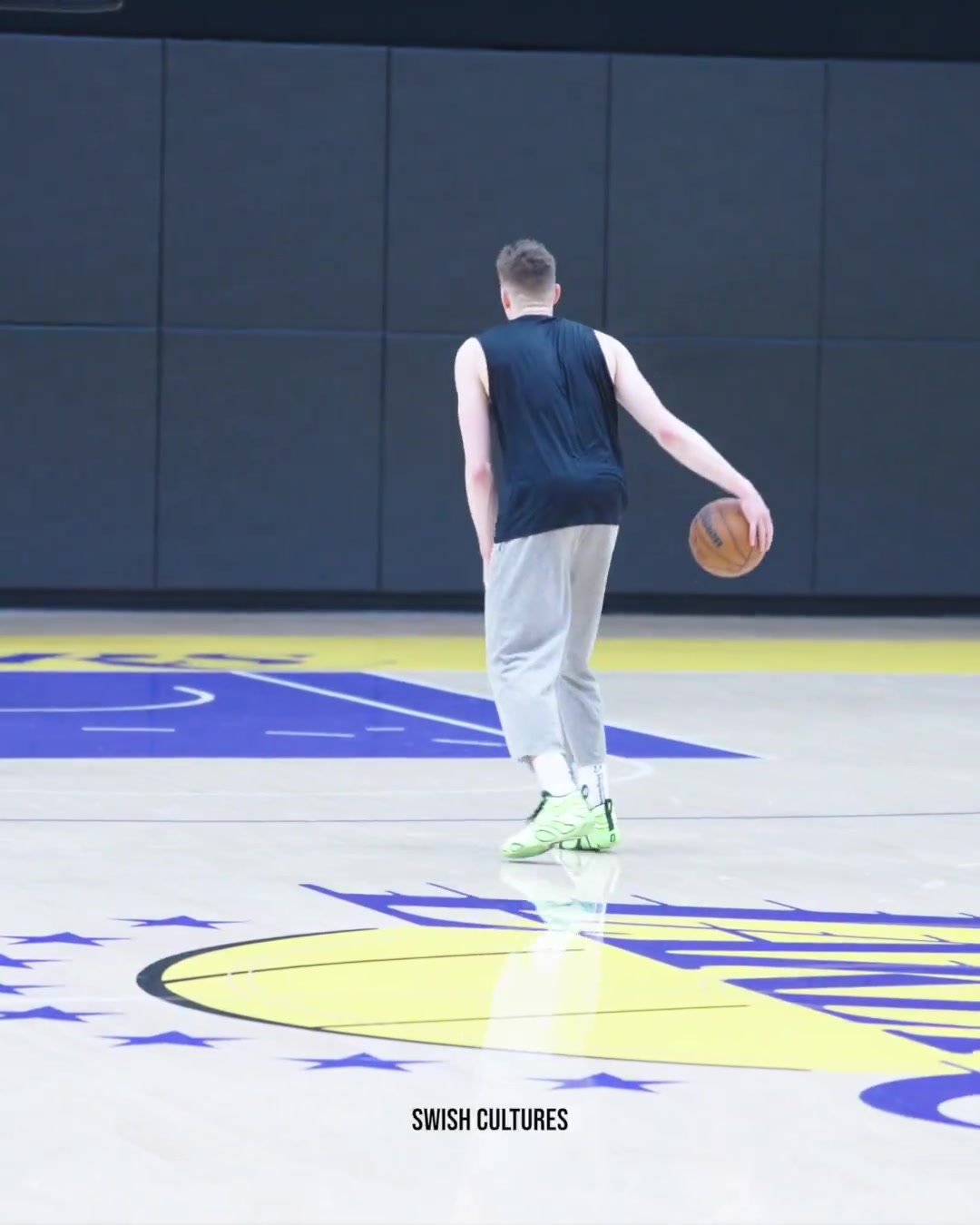 去年场均21.3分5.3板克内克特积极训练备战夏联