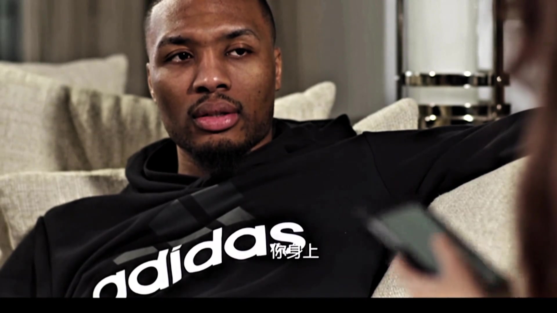 最喜欢身上哪个部位杨瀚森老大哥利拉德我的脸