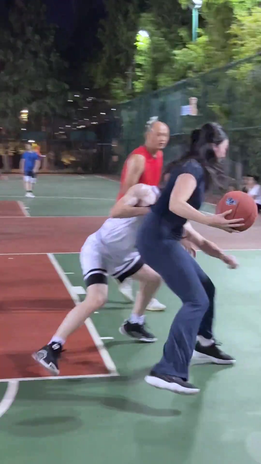 不甘心咋办顶不住啊国产卡戴珊肘姐你甘心就这样被我打败吗