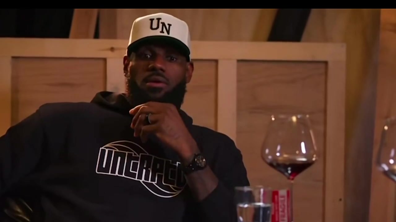 老詹此前大家都为波什牺牲鸣不平但你们问过他吗他是自愿的