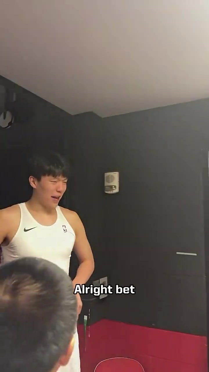 夏联杨瀚森学习英语花絮真的会忍不住笑出来