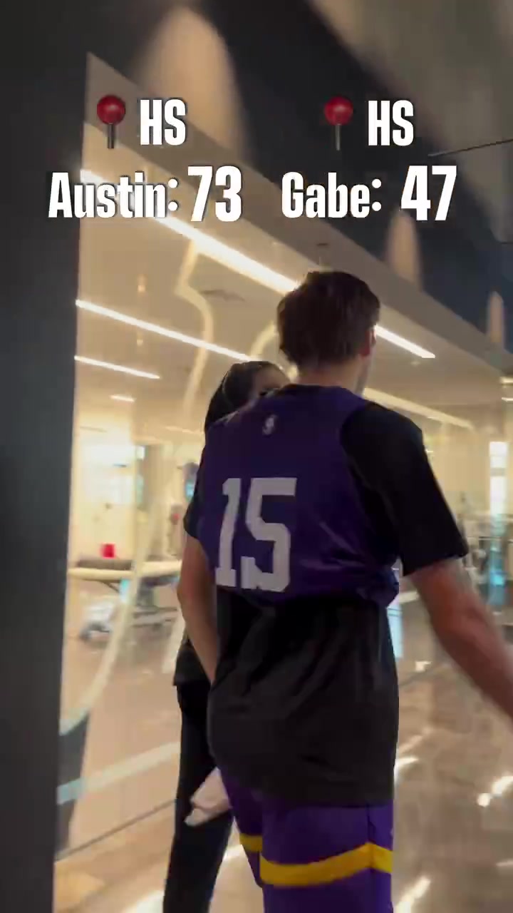 记者问湖人球员的生涯最高得分每个人几乎都是学生时期拿到的最高分除了东契奇