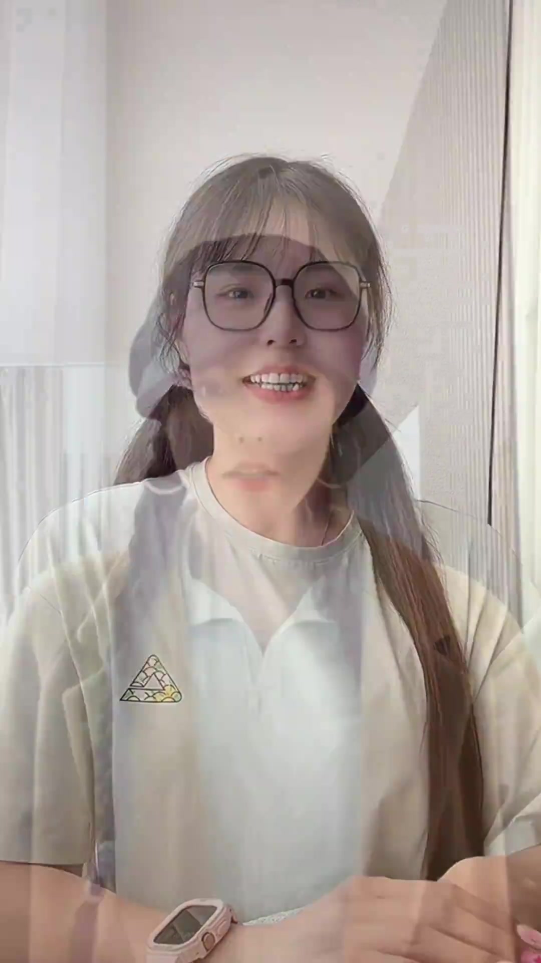 最美小宝李月汝月汝宝宝真的是越来越漂亮啦