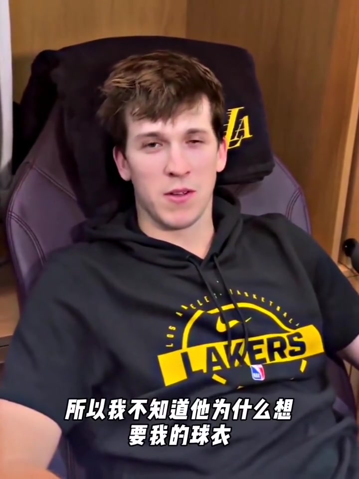 里夫斯  浓眉 是有史以来最好的篮球运动员之一....