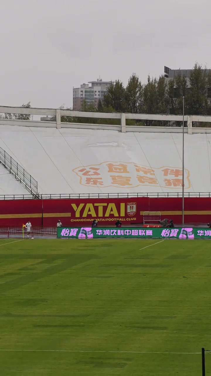 致命一击实拍亚泰曾经功勋球员塞尔吉尼奥头球敲开老东家大门