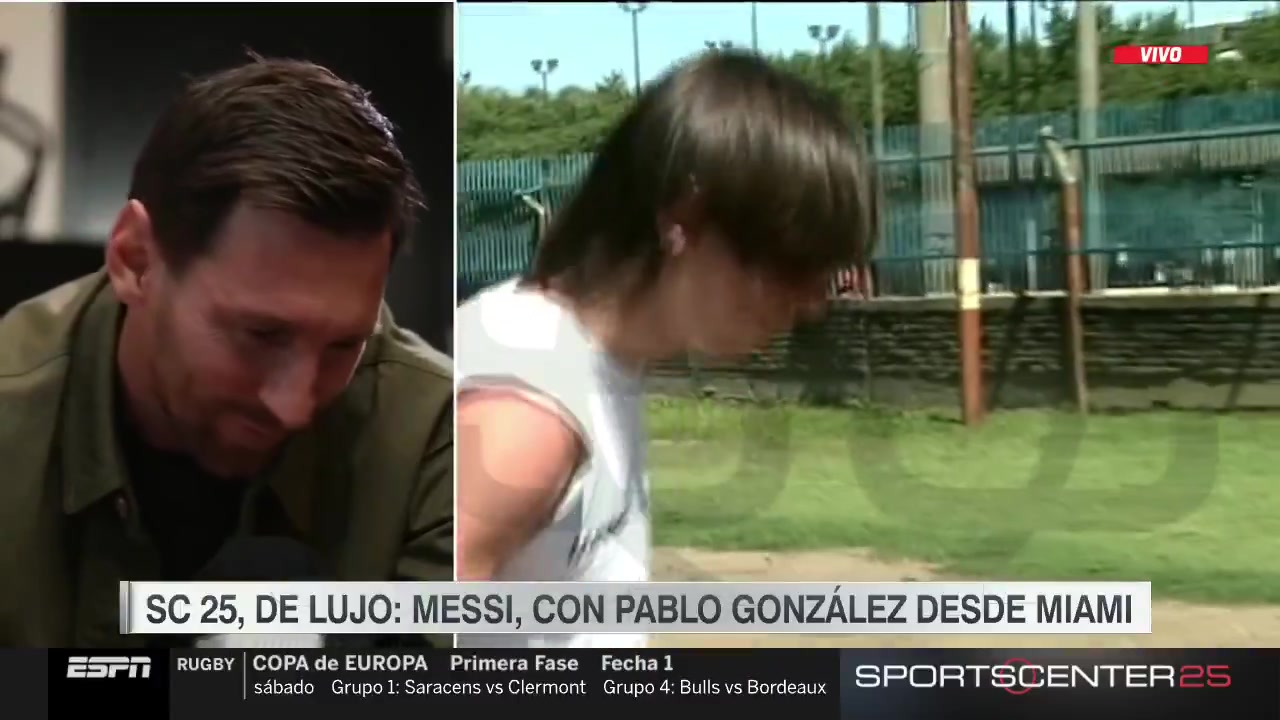 曾经青涩的梅西梅西观看自己04年颠球的视频眼里满满深情