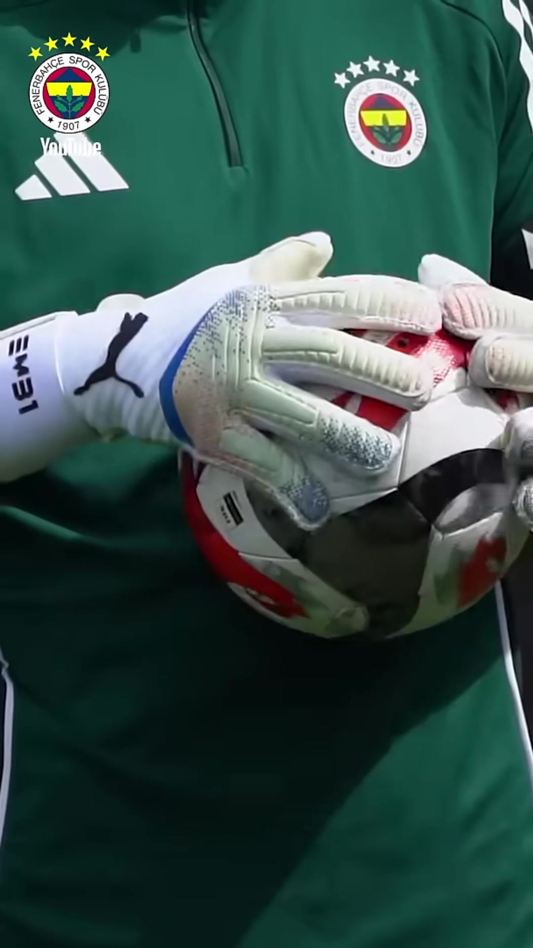 土超顶薪埃德森完成费内巴切首次训练