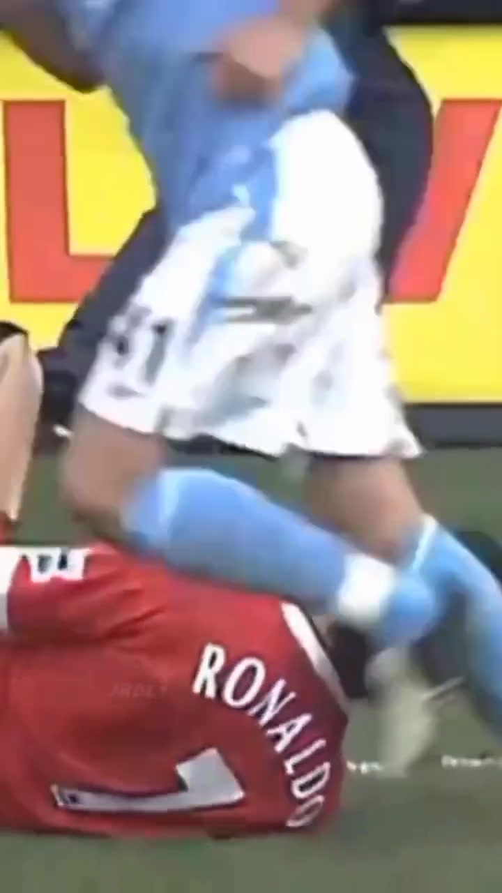 C罗我这人从不记仇一般有仇当场就报