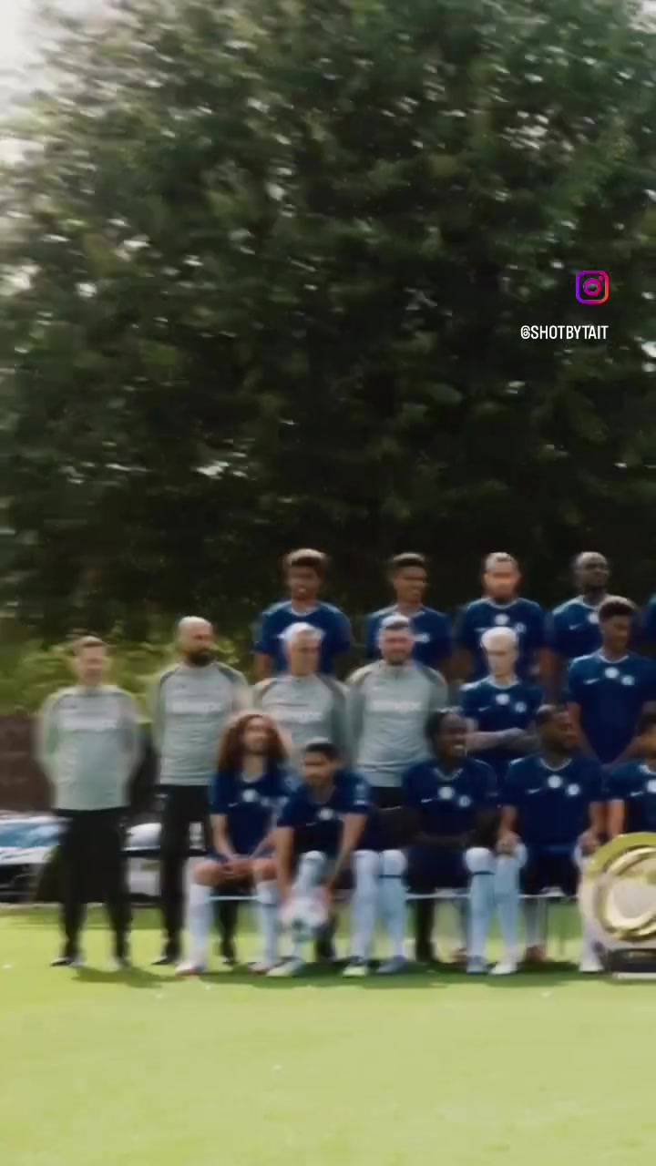 人最齐的一次切尔西此前拍摄全家福的花絮谁是你的关注点