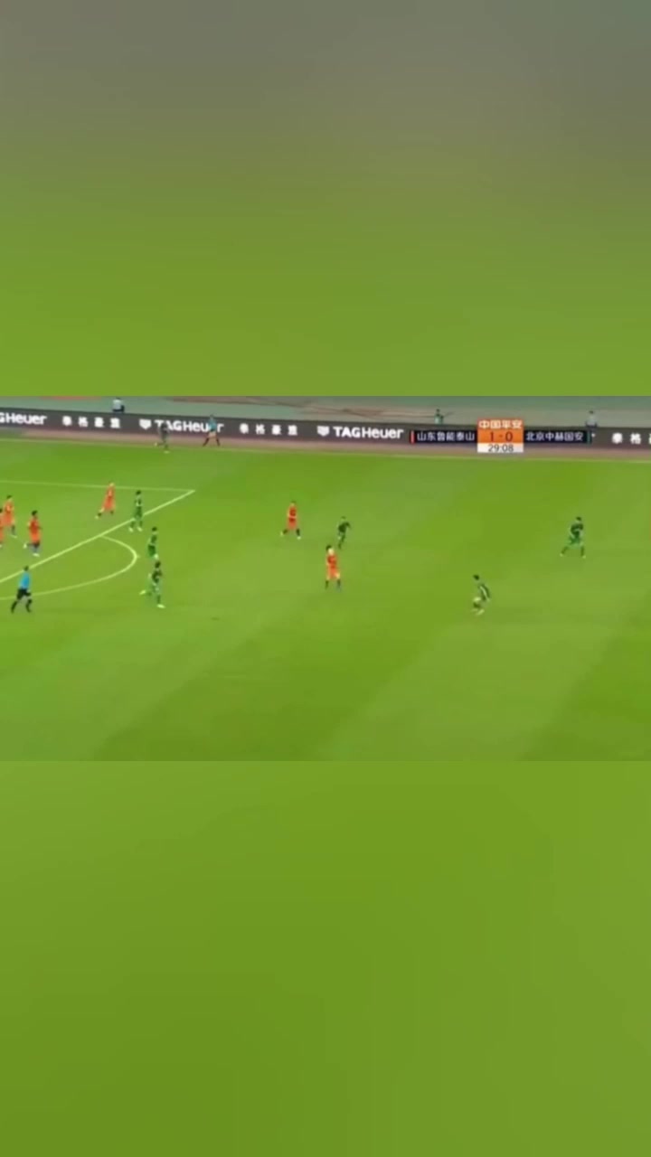 神级助攻蒿俊闵人球分过传给三秒后的自己