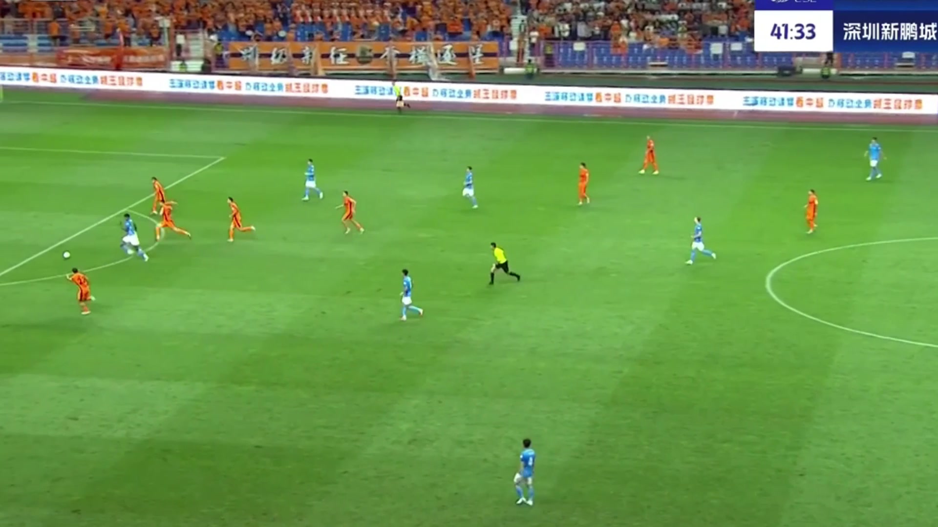 一周5佳球-写意索博原地摆腿巧妙吊射巴萨小将凌空爆射