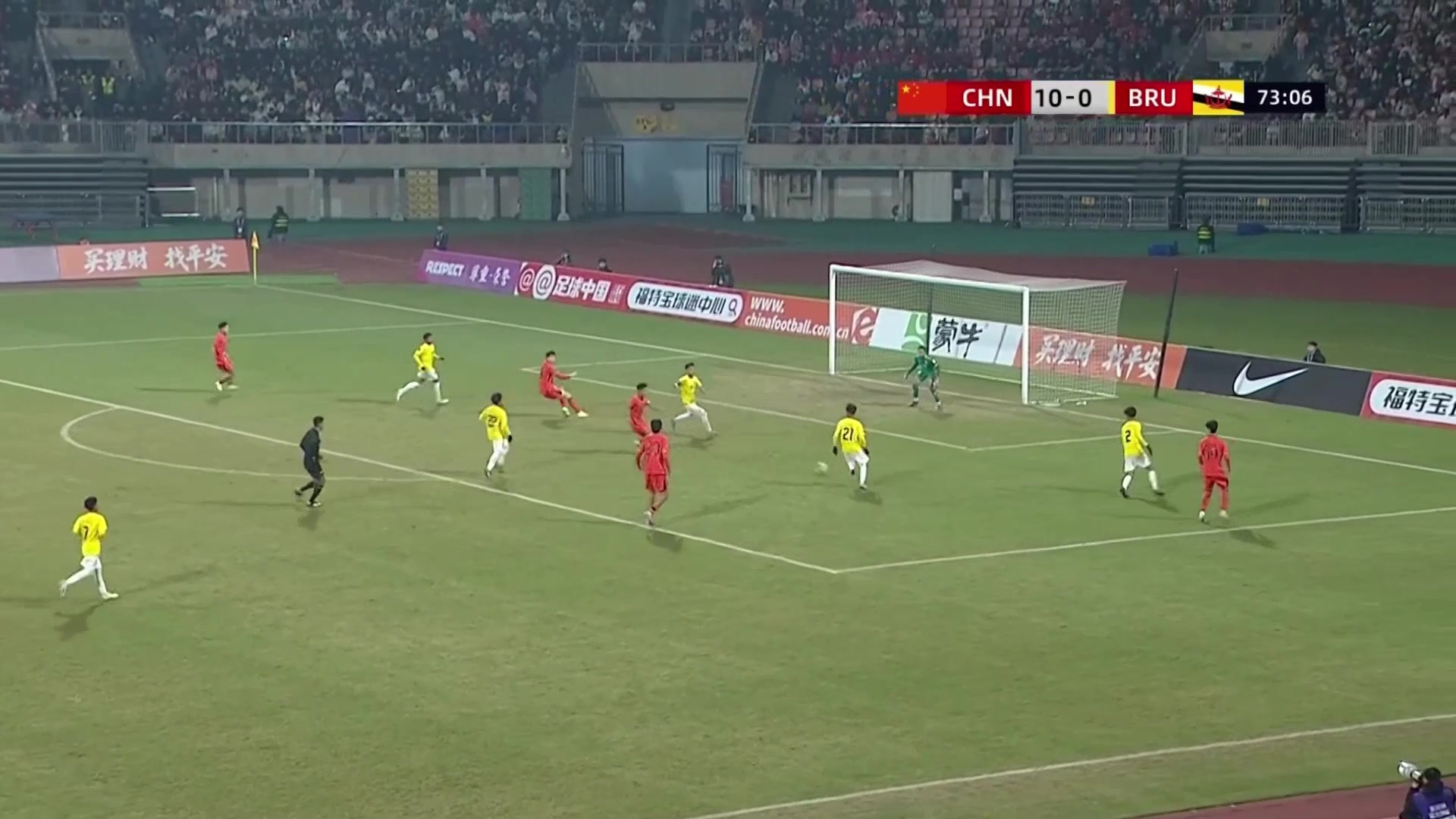 张伯霖替补完成戴帽U16国少11-0领先文莱