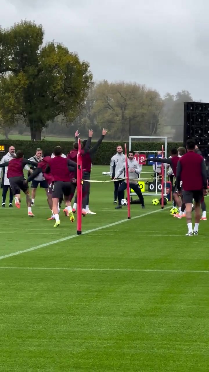 氛围真好阿森纳就像一个大家庭