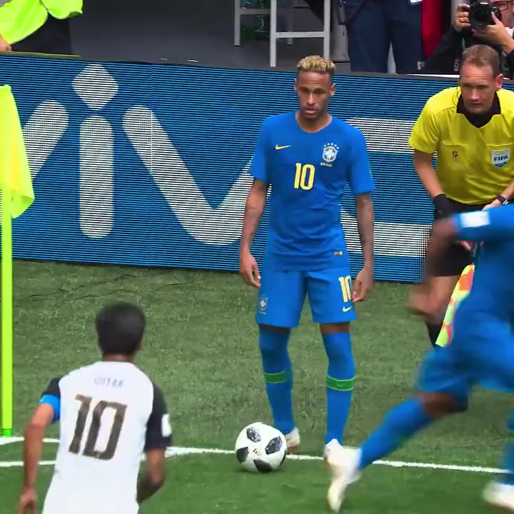 百看不厌内马尔世界杯经典的彩虹过人无法被束缚的巴西精灵