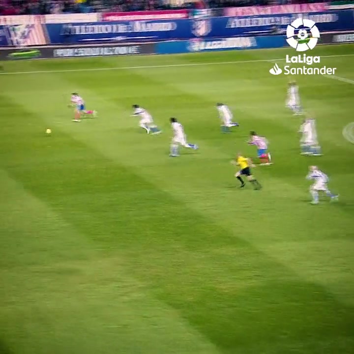 自古马竞出神锋13年前今天法尔考为马竞攻入4球