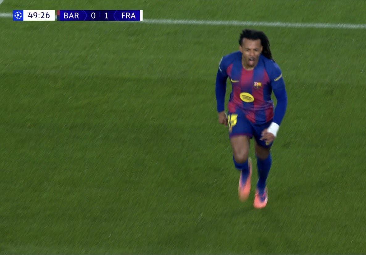 孔德斩获巴萨生涯欧冠首球,并上演职业生涯首次梅开二度