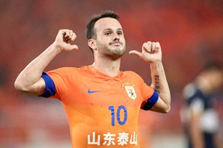 2025赛季中超最佳球员!卡扎伊什维利当选,30场轰27球连刷纪录