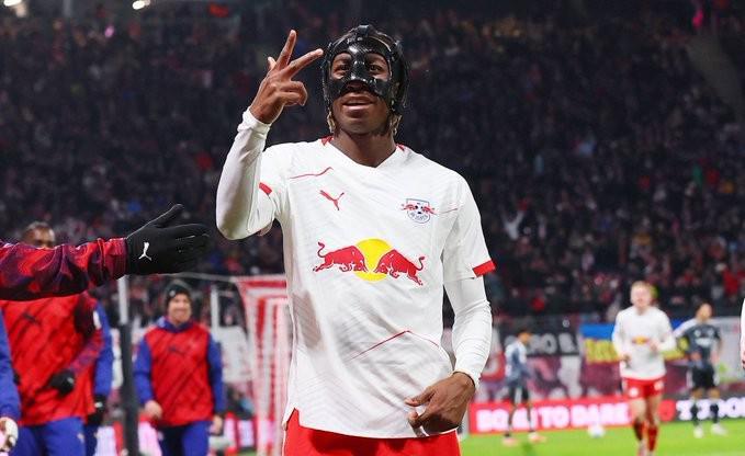 德天空:利物浦、曼城等豪门盯上迪奥曼德,莱比锡标价超1亿欧